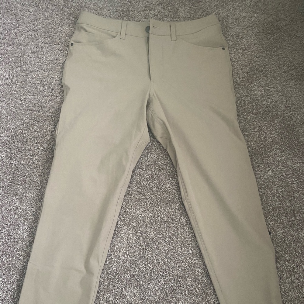 Lululemon ABC Classic warpstream 30x30